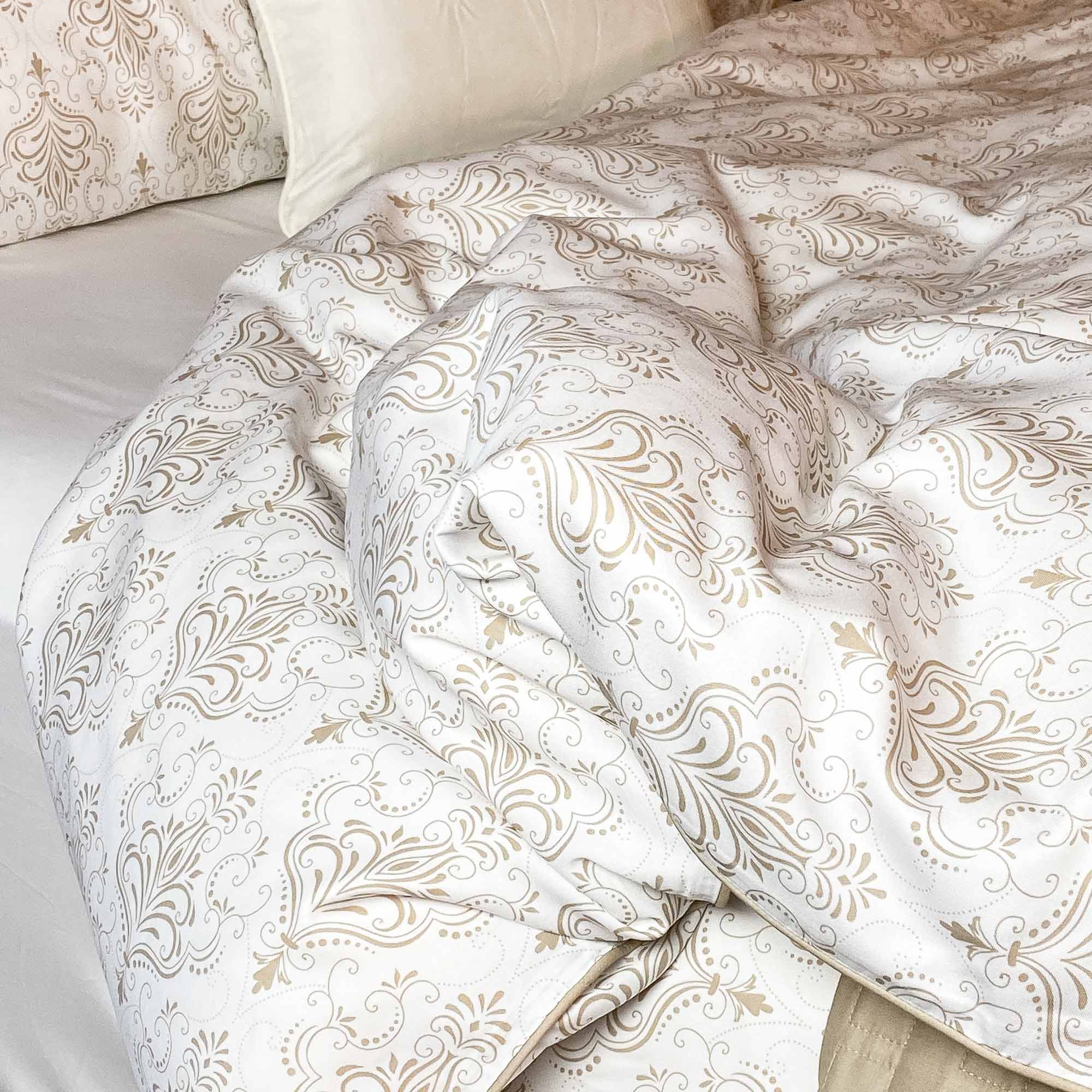 Luxury 100% Bamboo Duvet Cover Set With Shams - Luxuriously Smooth, Breathable with a Silky Hand-feel Duvet Sheet Sets - Champagne Damask