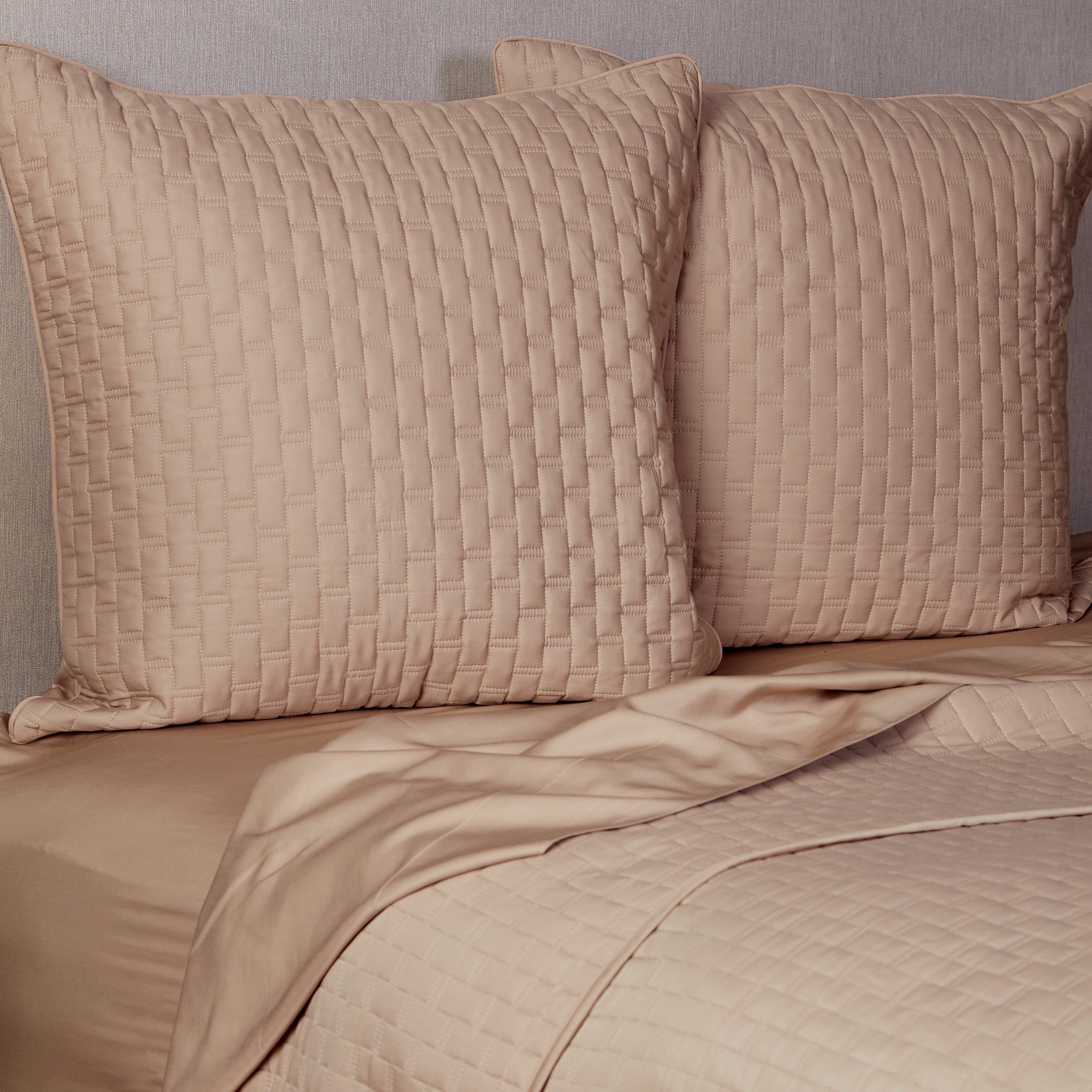 100% BAMBOO Quilted Euro Sham - Ultra-Soft, Hypoallergenic, Gentle on Hair and Skin - Perfect Size to Comfortable Read or Work in Bed - Champagne