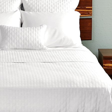 100% BAMBOO Quilted Coverlet - Elegant Way to Dress-up Bedroom, Hypoallergenic Keep Warm Without Overheating - White
